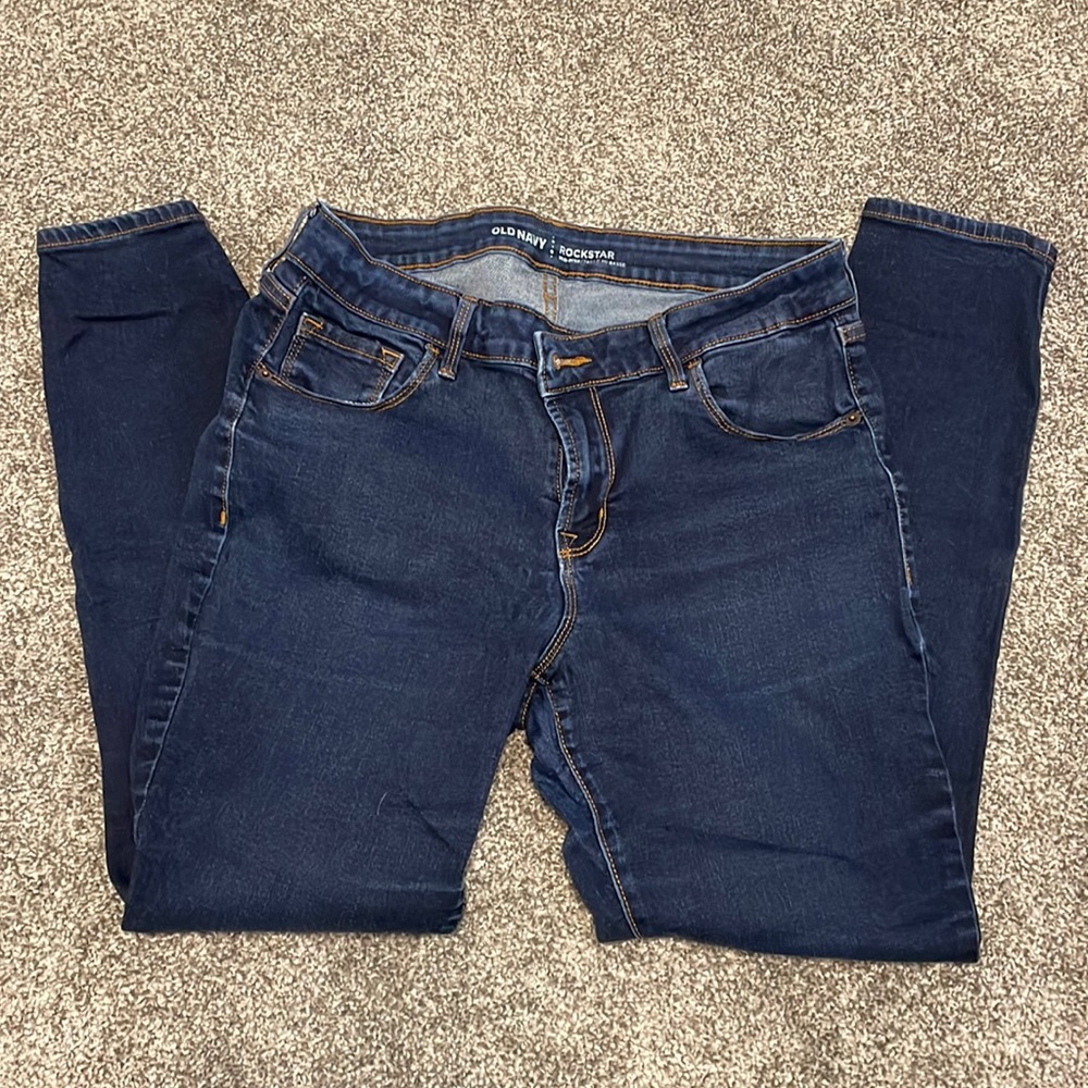 Old Navy Rockstar skinny jeans - Sz 12 Short